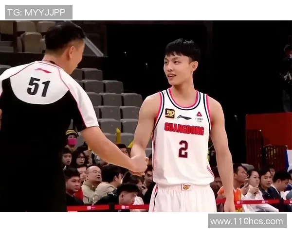 深圳队与广东队2020年CBA对决回顾及精彩瞬间分析